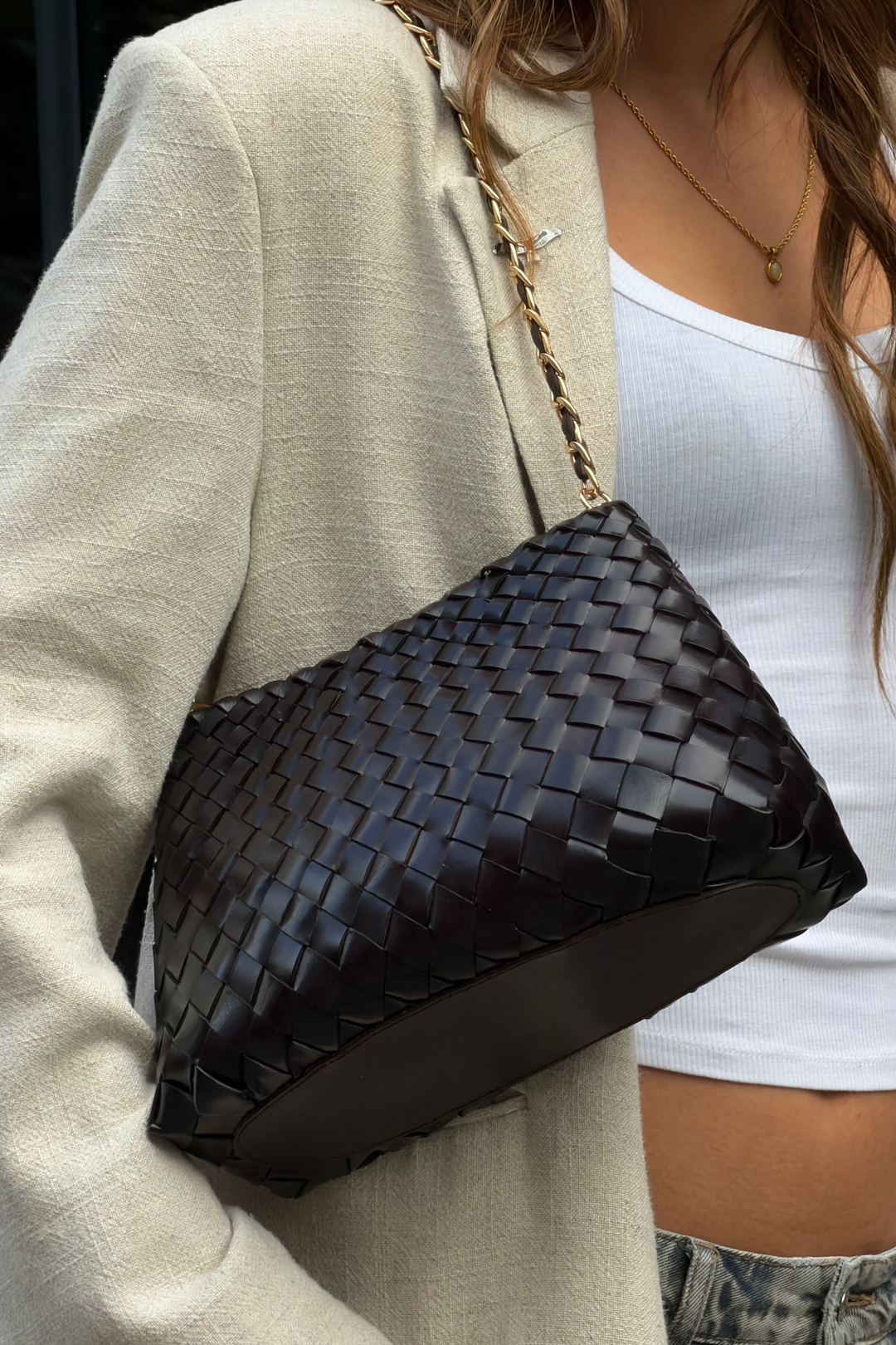Selina Compact