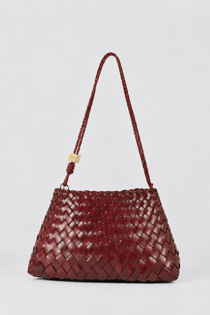 Selina Compact