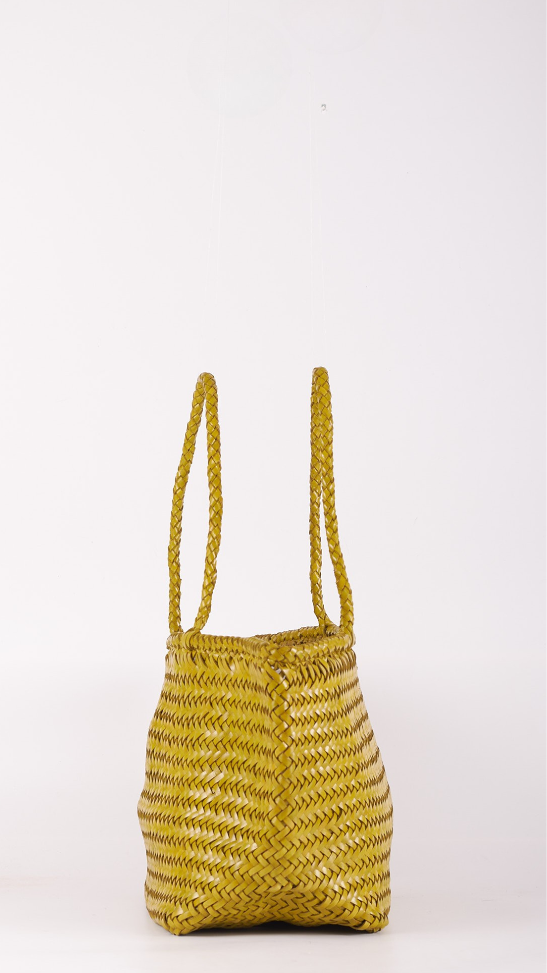 Amora woven leather bag