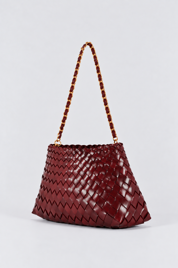 Selina Chain Handle