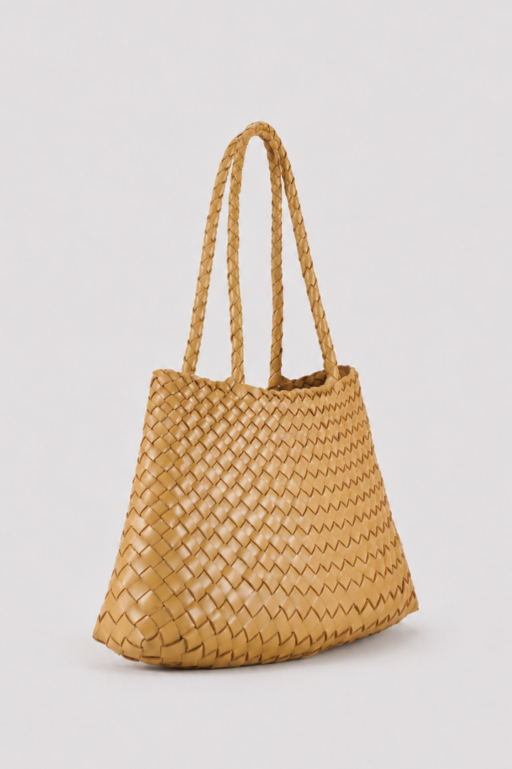 Selina Woven Base