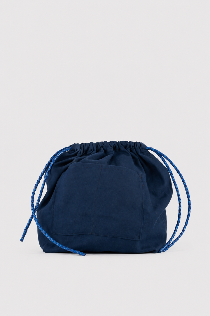 Amora with Navy insert