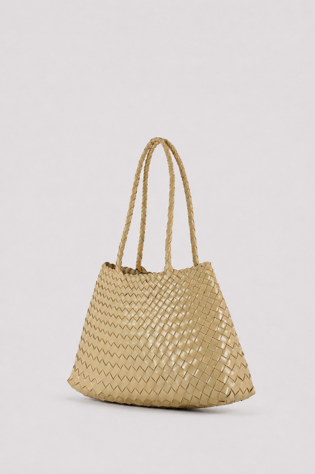 Selina with a woven base - Butter Yellow