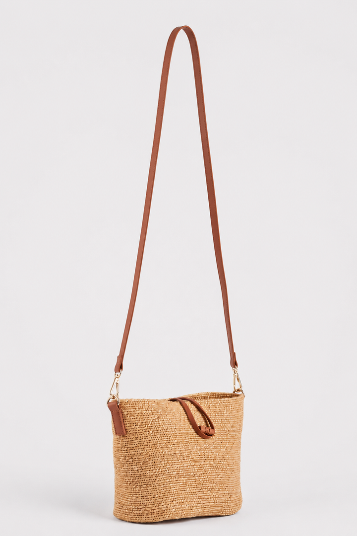 Juhi Seagrass Bucket Bag