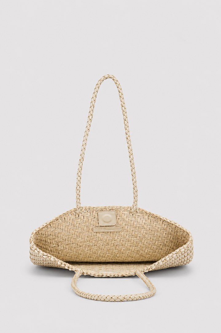 Rhia- Ivory