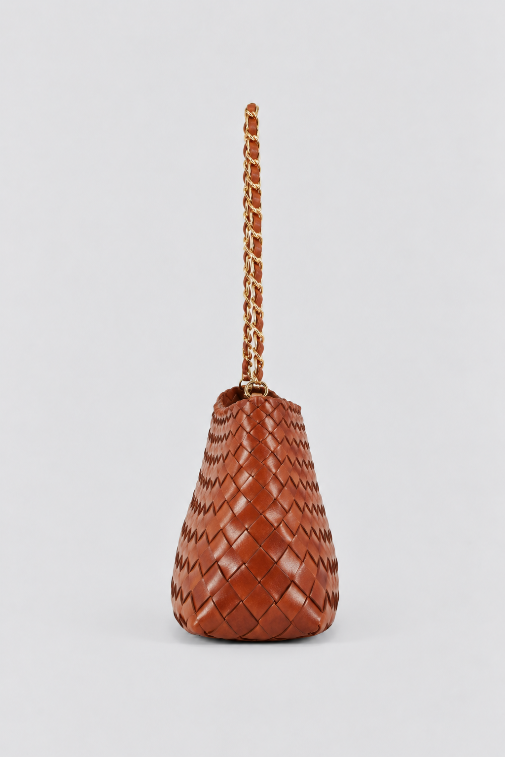 Selina Chain Handle