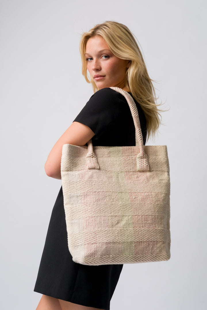 Gul Tote Bag