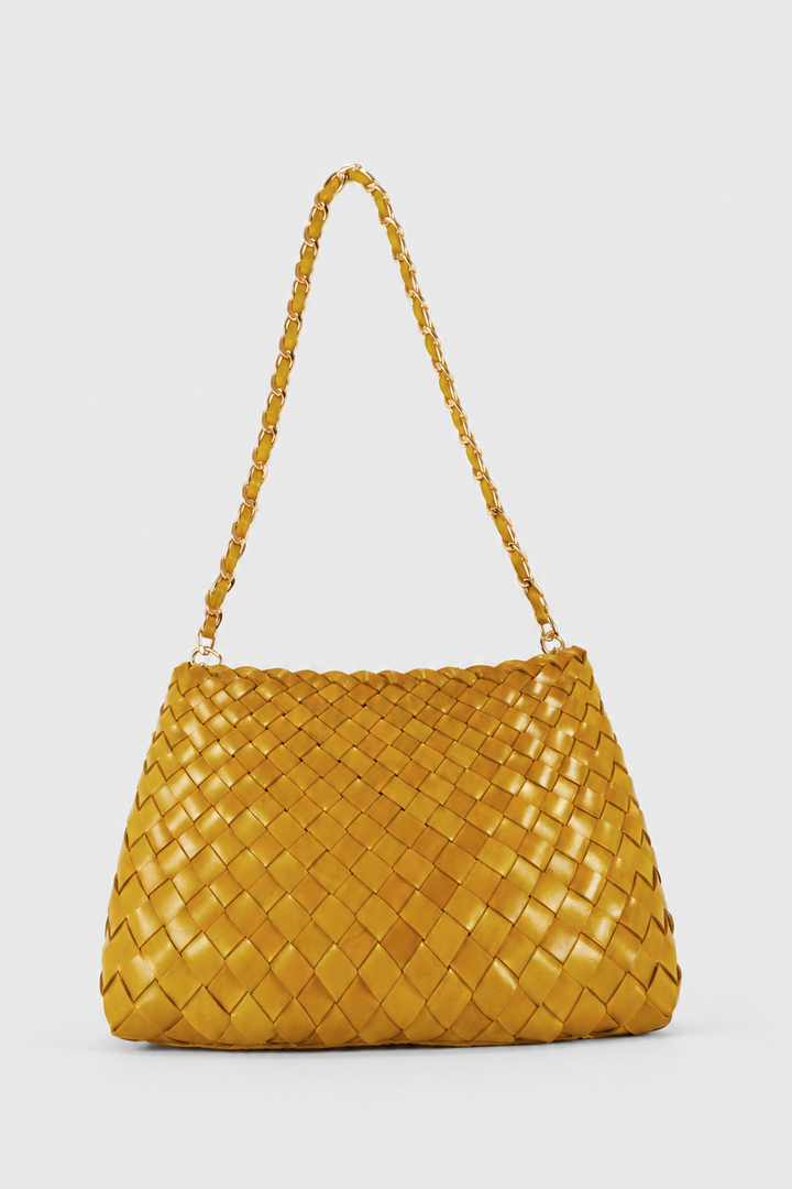 Selina Compact