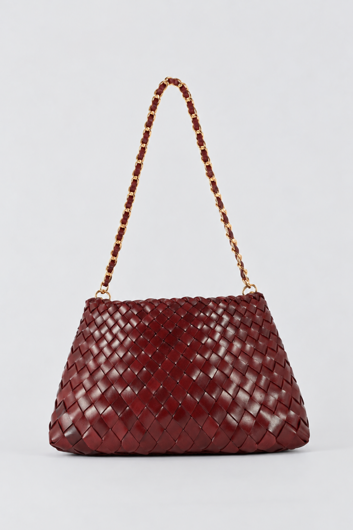 Selina Compact