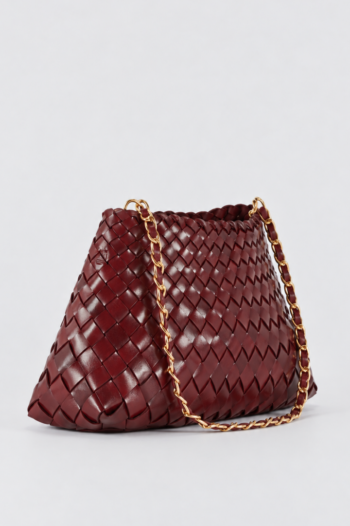 Selina Compact
