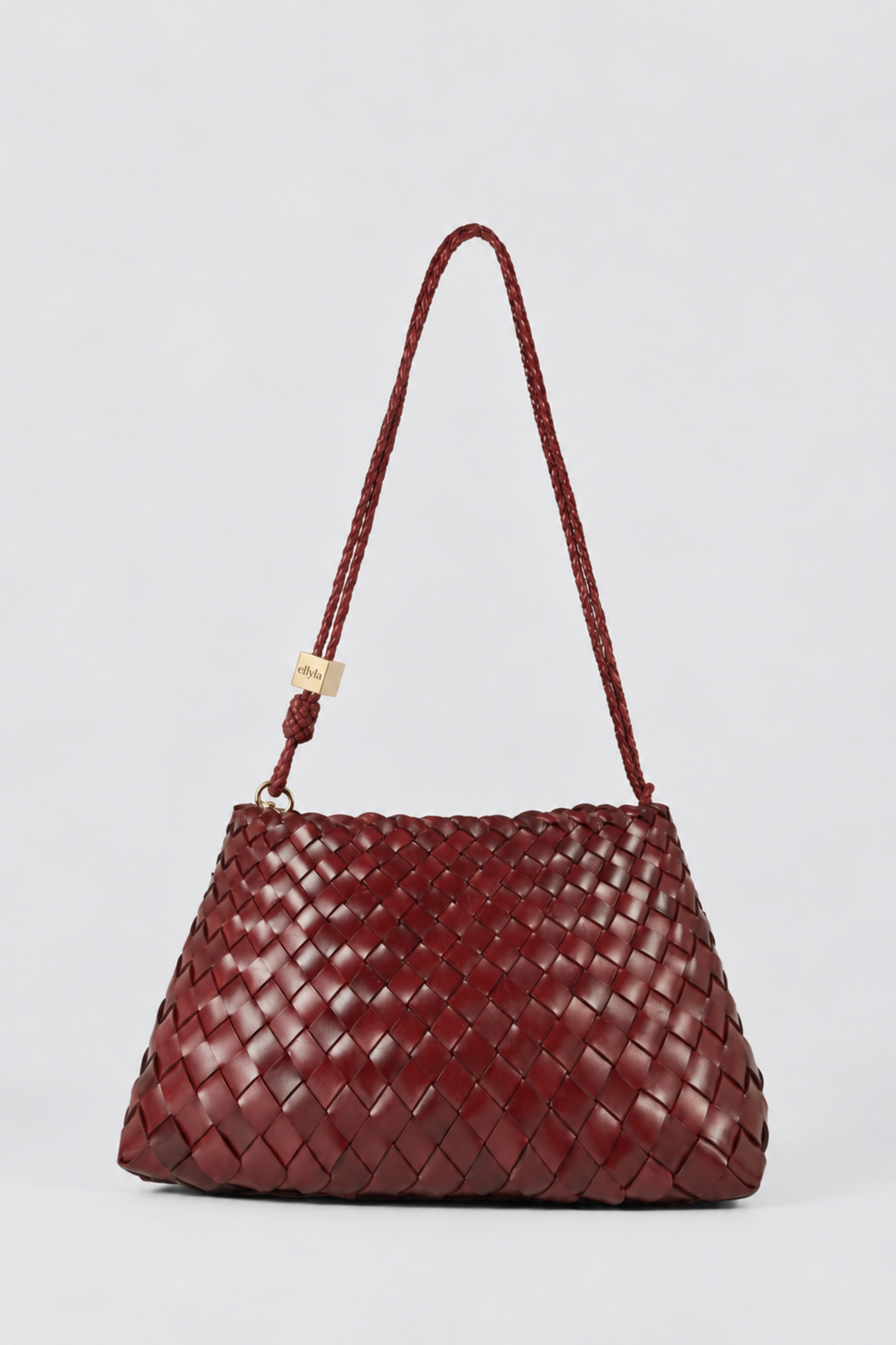 Selina Compact